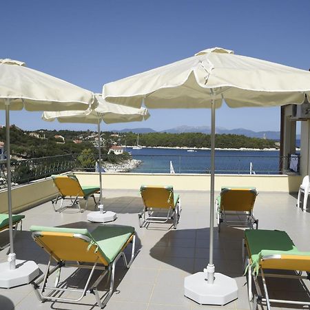 Stella Hotel Apartments Fiskardo Exterior photo