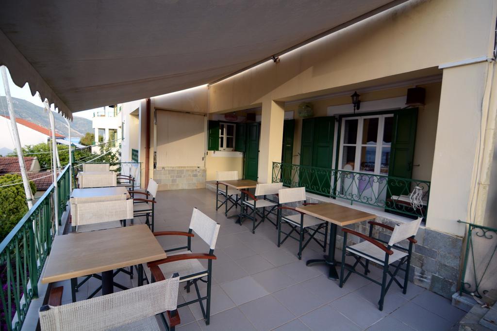Stella Hotel Apartments Fiskardo Exterior photo